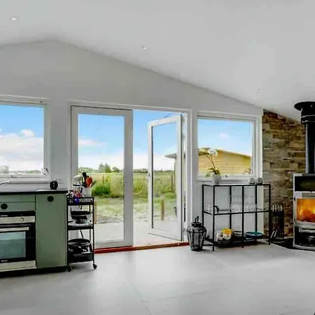 Exclusive Cottage, 100 Meters From The Casa de Férias